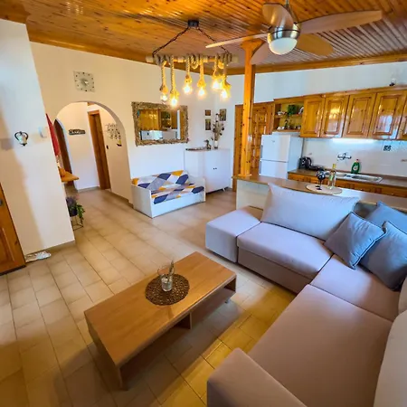 Pine House Skala Kallirakhis