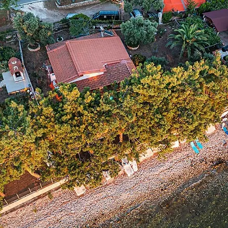 Pine House Holiday home Skala Kallirakhis